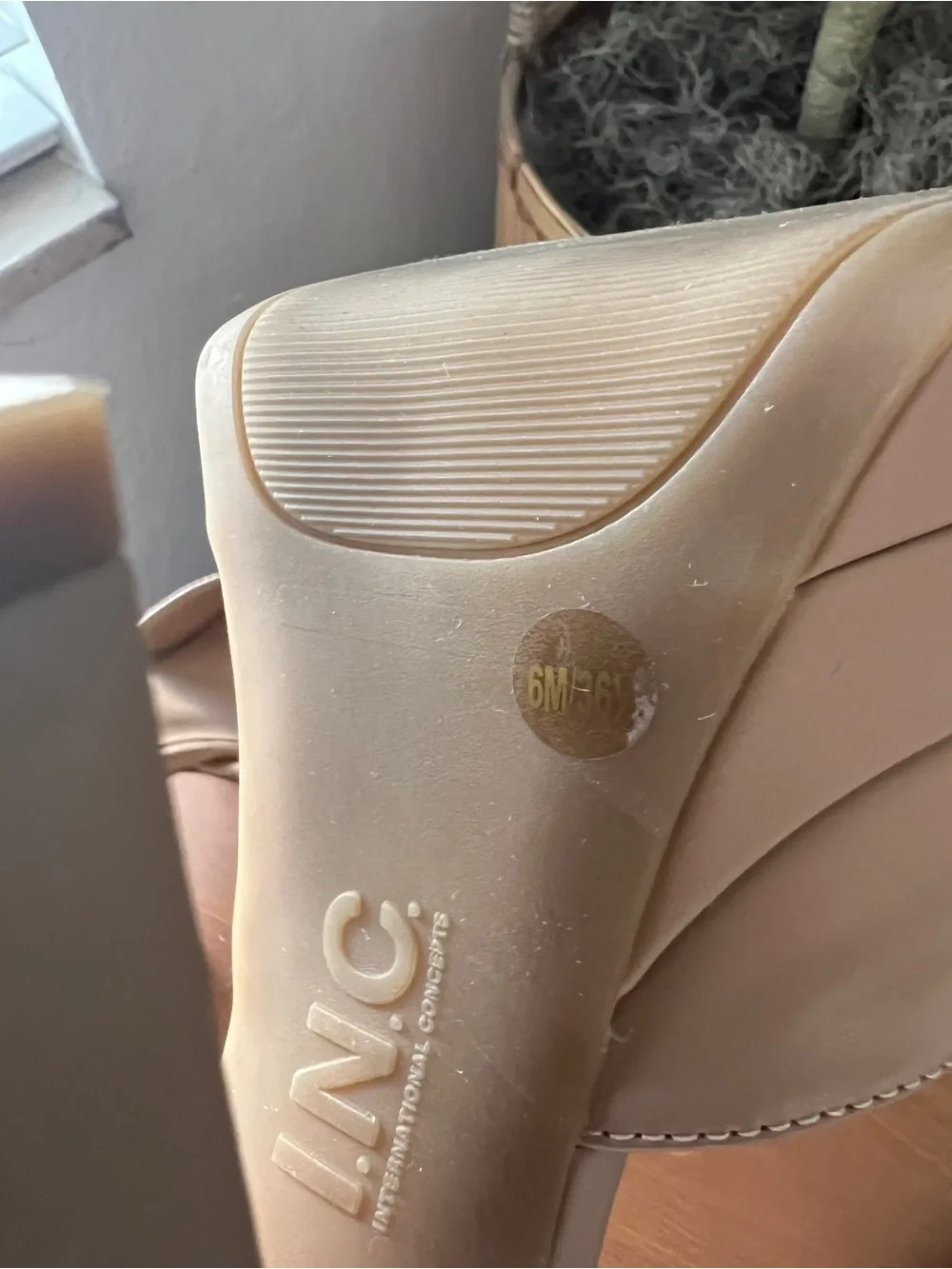 INC International Concepts Beige Platform Block Heel Sandals size 6